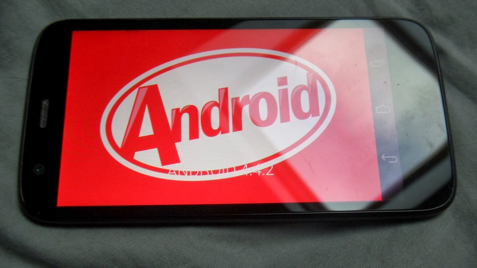 AndroidKitKat-MotoG